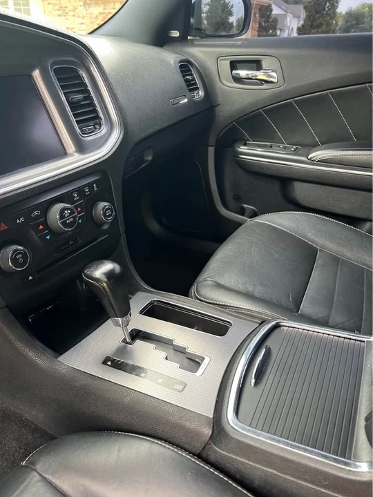 2012 Dodge Charger 7th Gen - Image 10 of 11