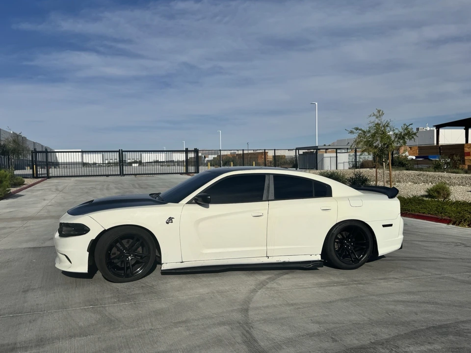 2012 Dodge Charger 7th Gen - Image 2 of 14