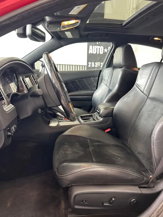 2012 Dodge Charger 7th Gen - Image 6 of 7