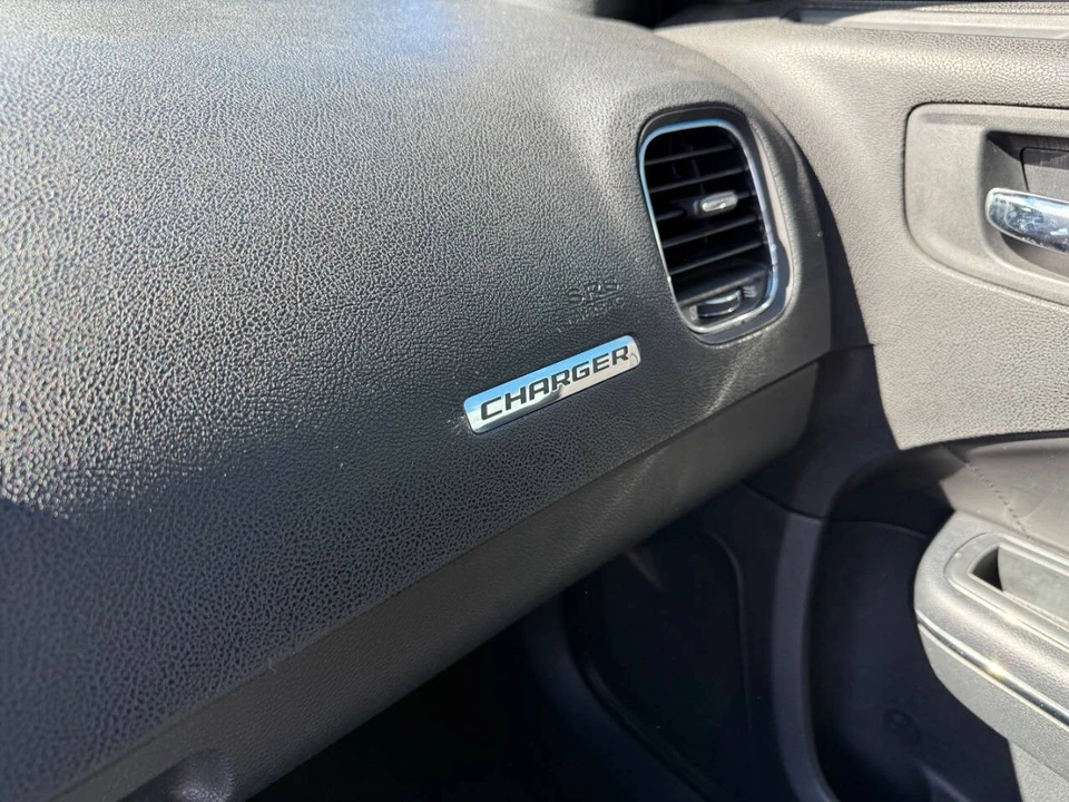 2012 Dodge Charger 7th Gen - Image 29 of 31