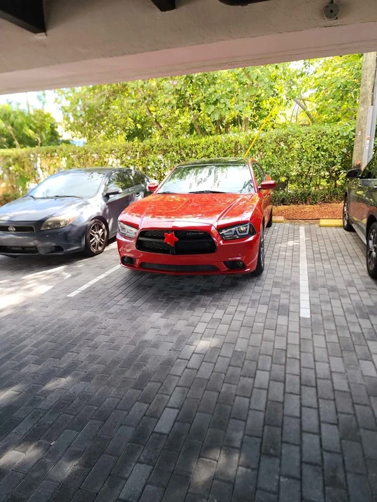 2012 Dodge Charger 7th Gen - Image 2 of 4