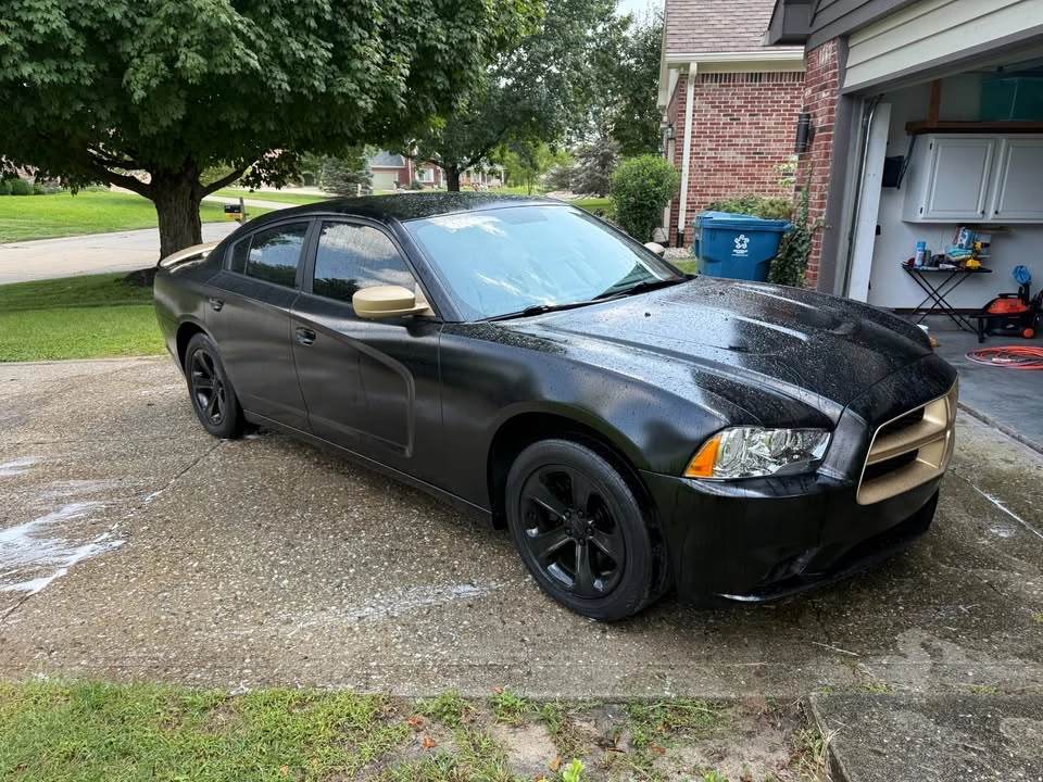 2012 Dodge Charger 7th Gen - Image 3 of 12