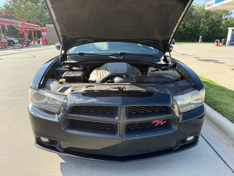 2012 Dodge Charger 7th Gen - Image 14 of 15