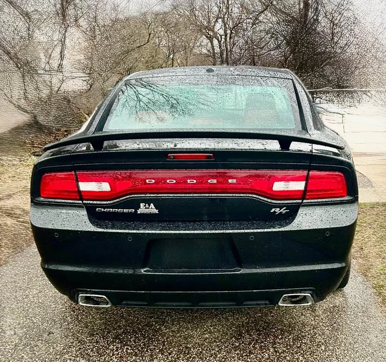 2012 Dodge Charger 7th Gen - Image 2 of 11