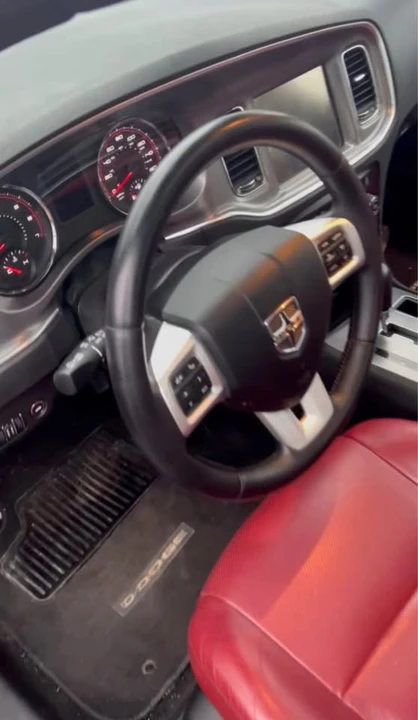 2012 Dodge Charger 7th Gen - Image 6 of 11