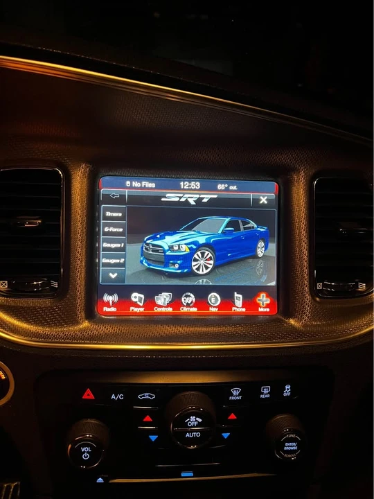 2012 Dodge Charger 7th Gen - Image 15 of 20