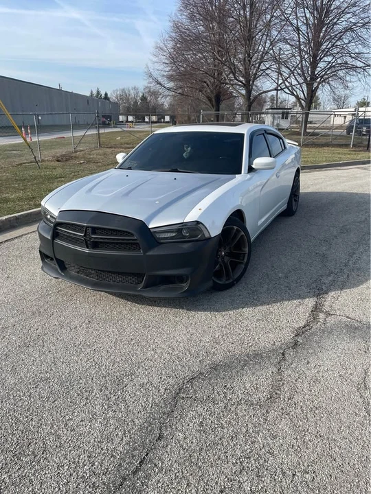 2012 Dodge Charger 7th Gen - Image 2 of 10