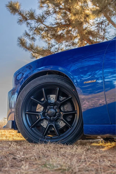 2012 Dodge Charger 7th Gen - Image 5 of 20