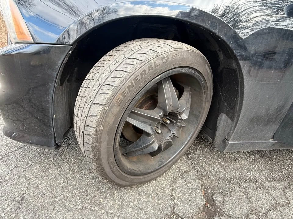 2012 Dodge Charger 7th Gen - Image 17 of 20