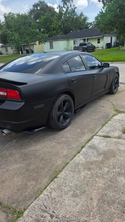 2012 Dodge Charger 7th Gen - Image 4 of 12