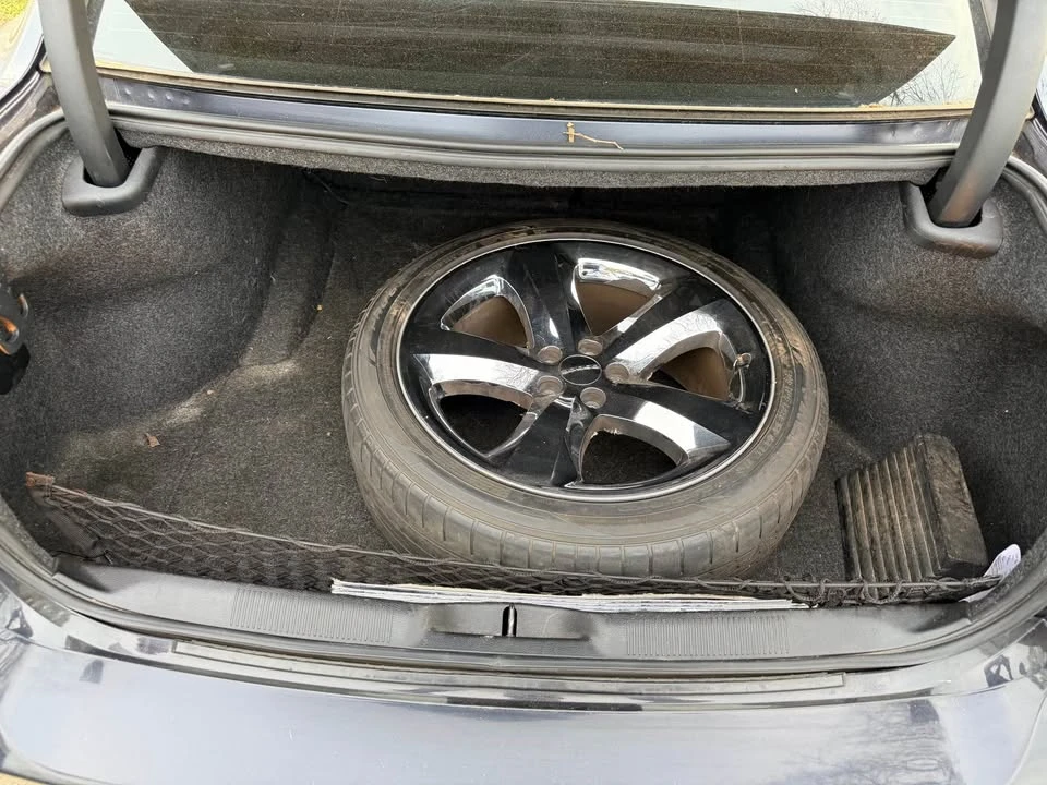 2012 Dodge Charger 7th Gen - Image 5 of 9