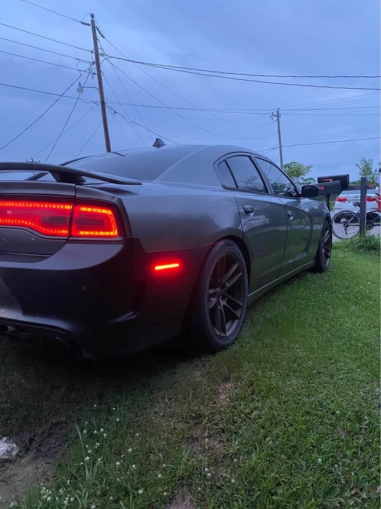 2012 Dodge Charger 7th Gen - Image 4 of 15