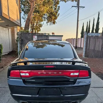 2012 Dodge Charger R/T Max Sedan 4D