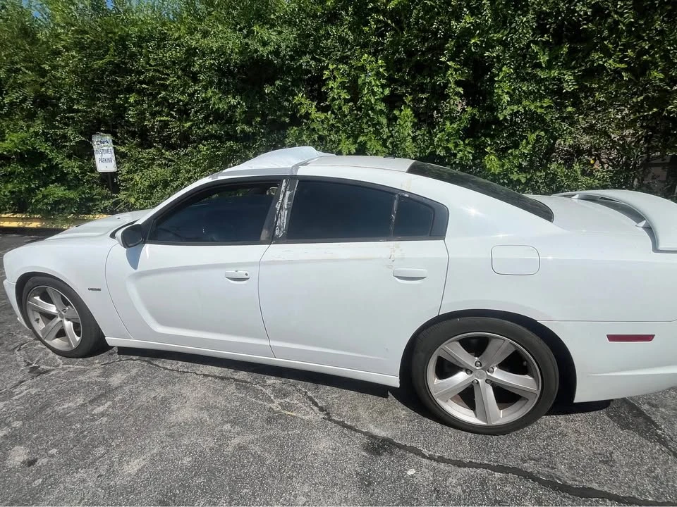 2012 Dodge Charger 7th Gen - Image 7 of 10