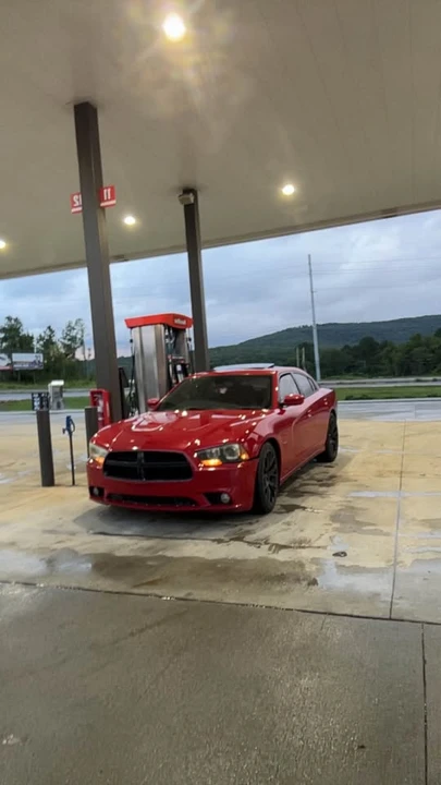 2012 Dodge Charger 7th Gen - Image 2 of 6