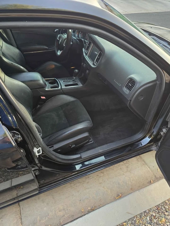 2012 Dodge Charger 7th Gen - Image 7 of 9