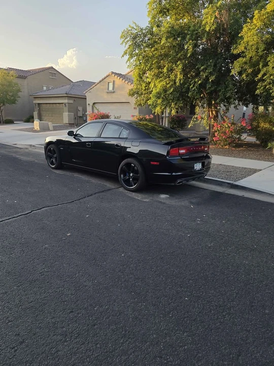 2012 Dodge Charger 7th Gen - Image 4 of 9