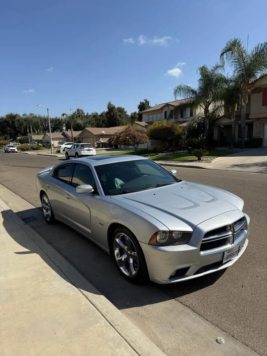 2012 Dodge Charger 7th Gen - Image 6 of 15