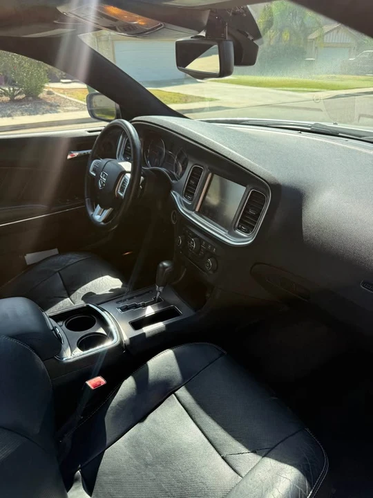 2012 Dodge Charger 7th Gen - Image 12 of 15