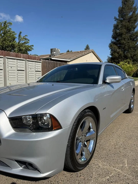 2012 Dodge Charger 7th Gen - Image 3 of 15