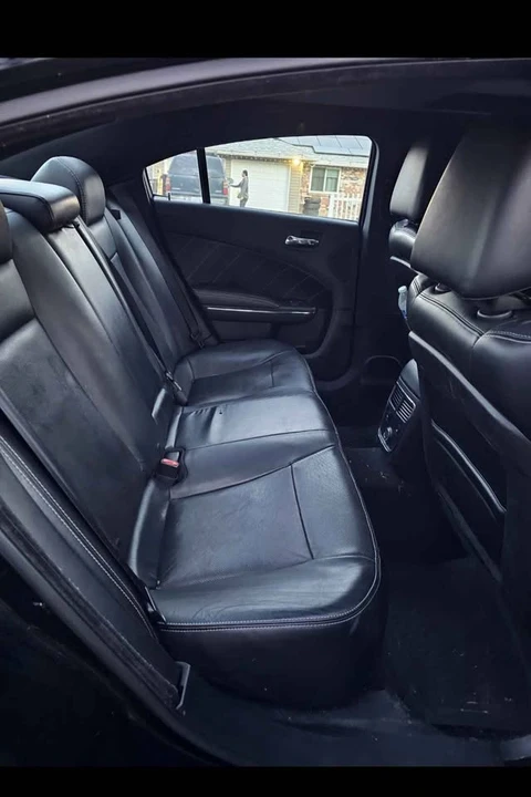 2012 Dodge Charger 7th Gen - Image 4 of 10
