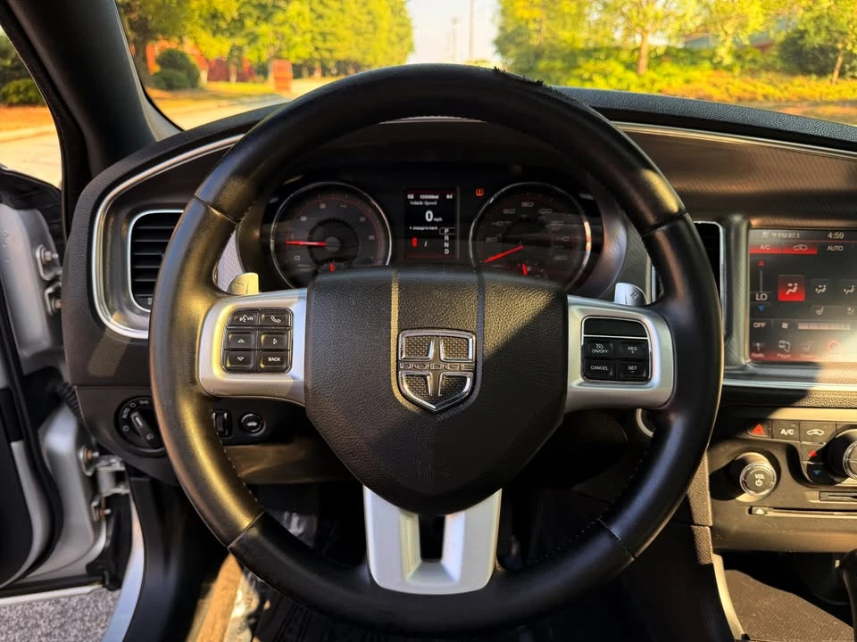 2012 Dodge Charger 7th Gen - Image 10 of 20