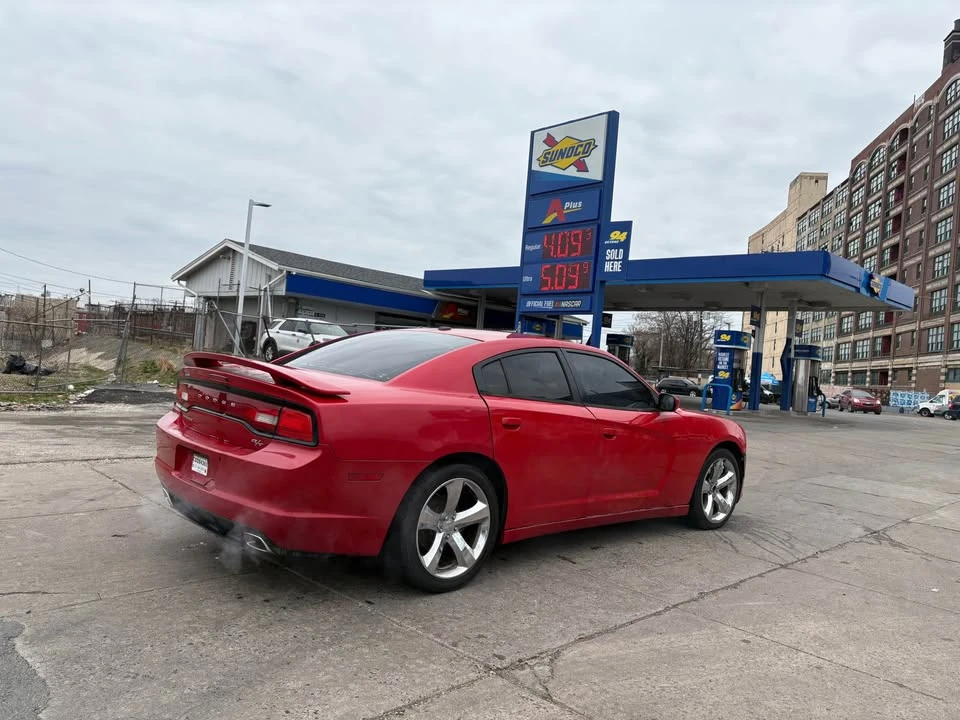 2012 Dodge Charger 7th Gen - Image 6 of 9