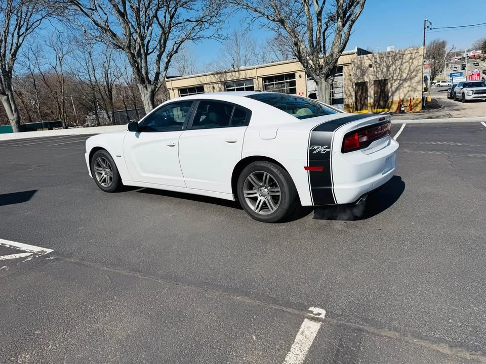 2012 Dodge Charger 7th Gen - Image 4 of 17