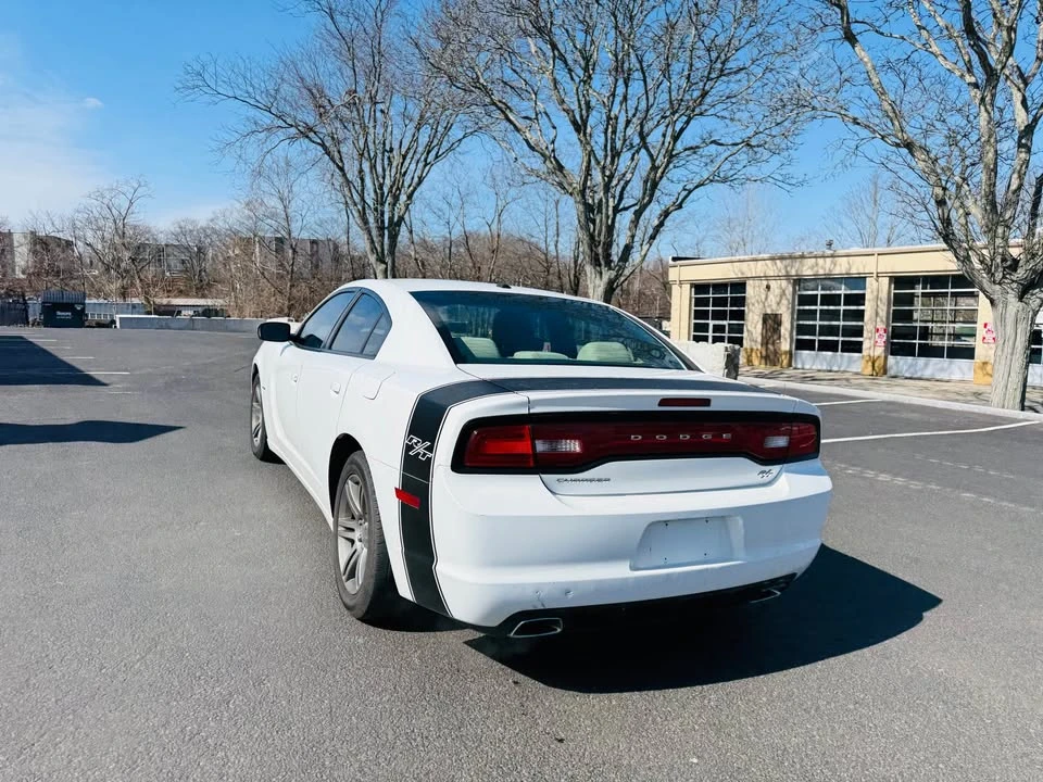2012 Dodge Charger 7th Gen - Image 8 of 17