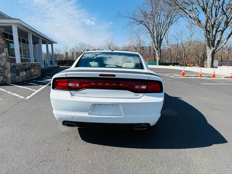 2012 Dodge Charger 7th Gen - Image 5 of 17