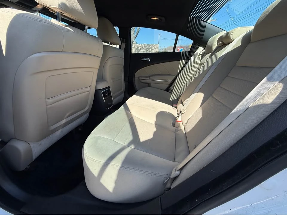 2012 Dodge Charger 7th Gen - Image 6 of 17