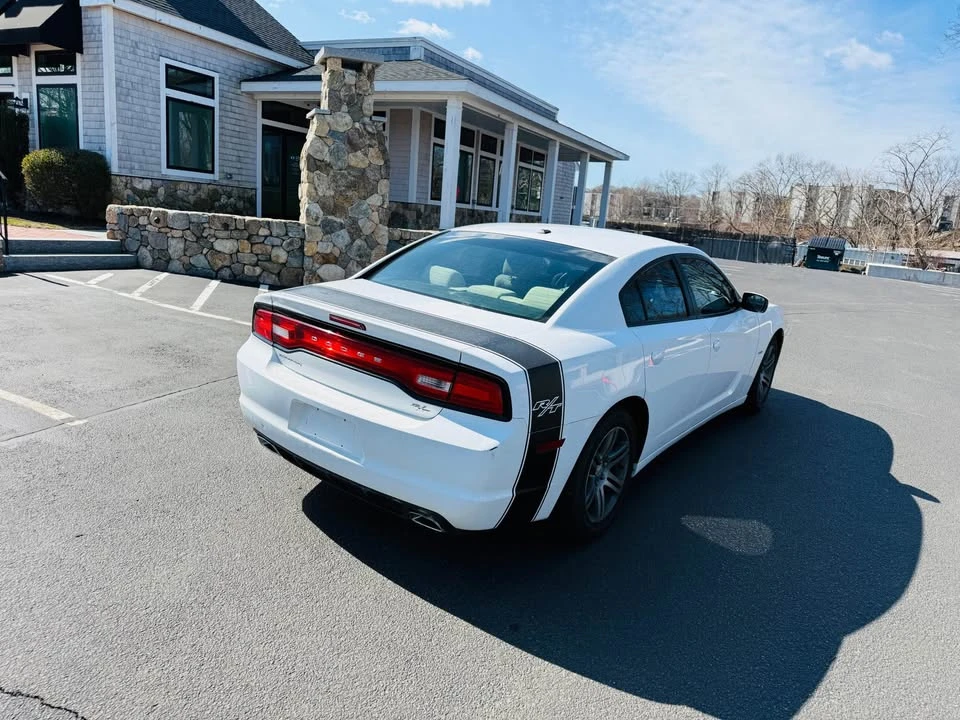 2012 Dodge Charger 7th Gen - Image 2 of 17