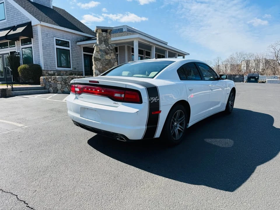 2012 Dodge Charger 7th Gen - Image 9 of 17