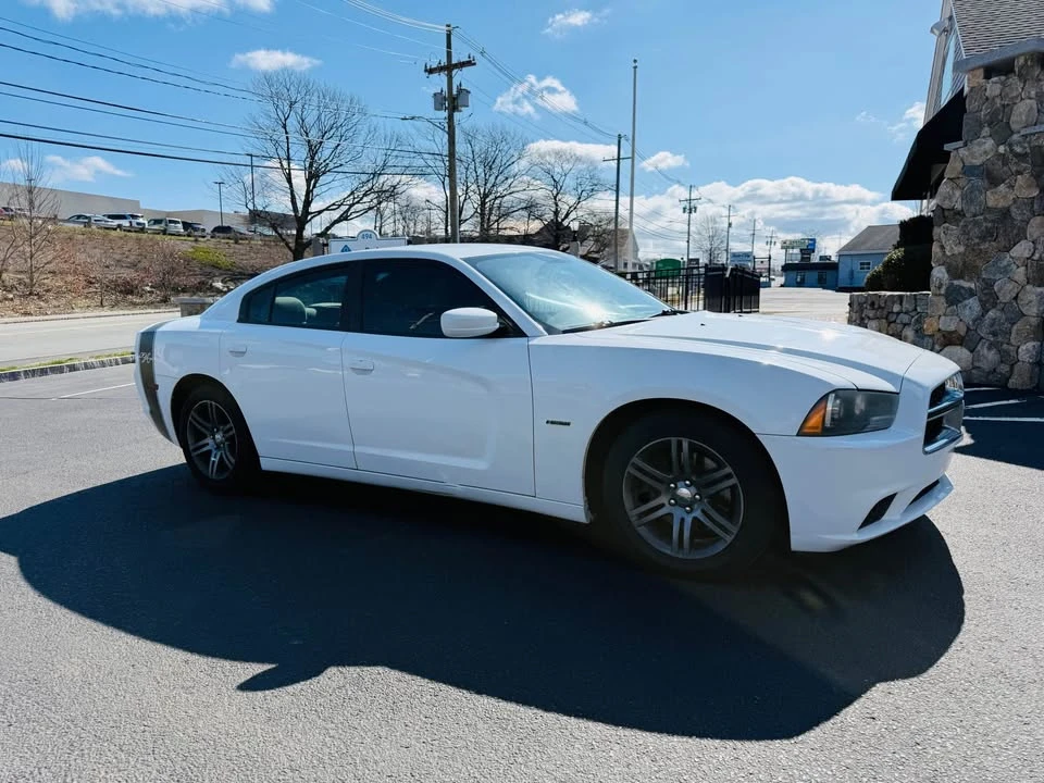 2012 Dodge Charger 7th Gen - Image 14 of 17
