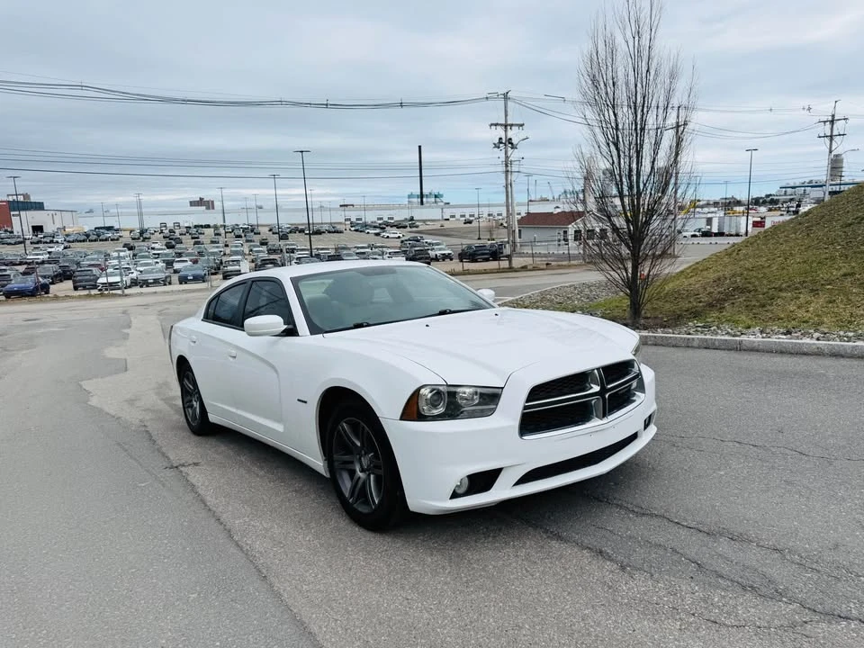 2012 Dodge Charger 7th Gen - Image 4 of 14
