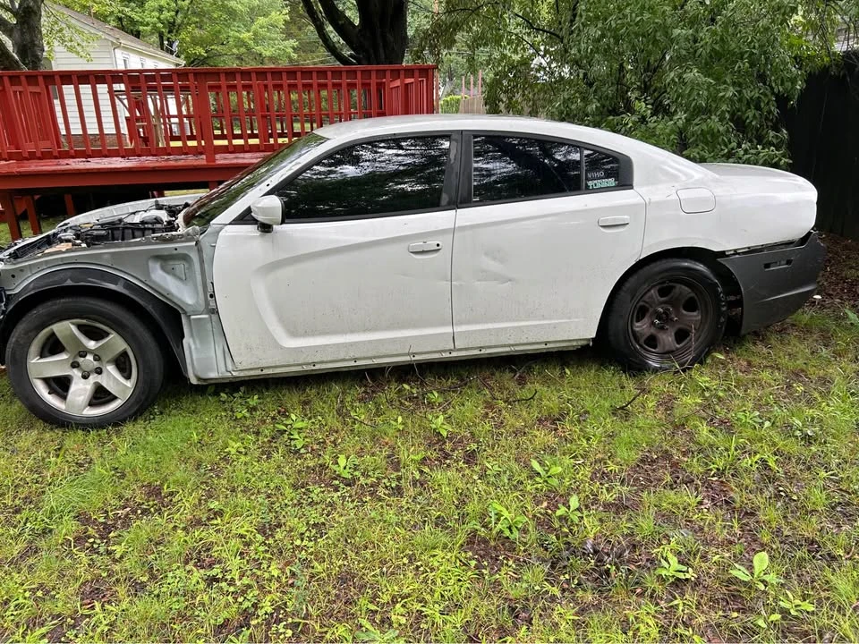 2012 Dodge Charger 7th Gen - Image 2 of 7
