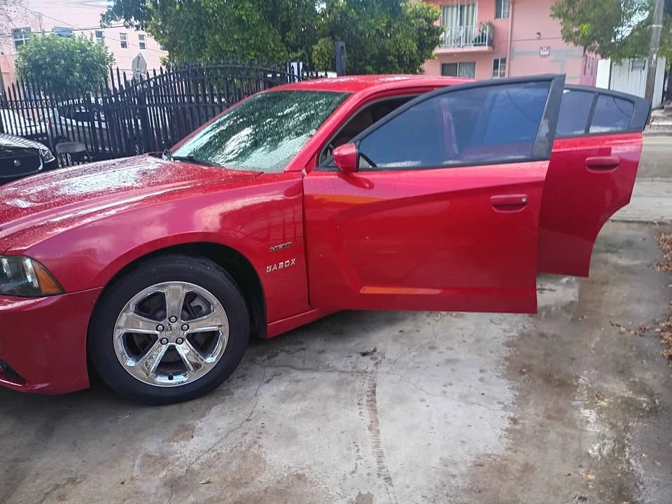 2012 Dodge Charger 7th Gen - Image 13 of 20