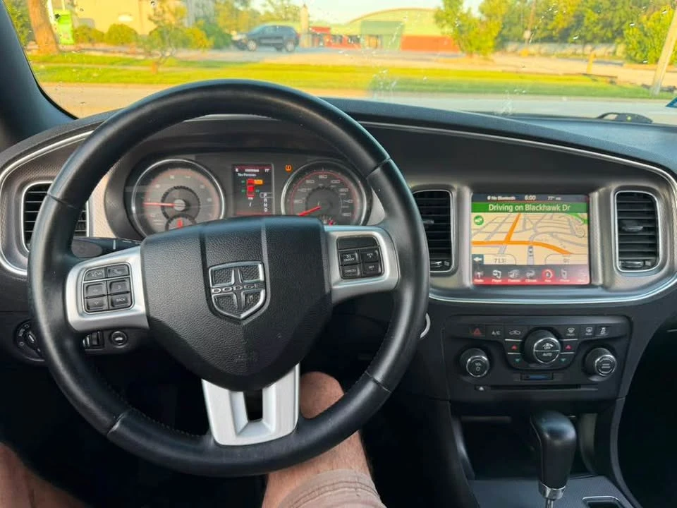 2012 Dodge Charger 7th Gen - Image 15 of 20