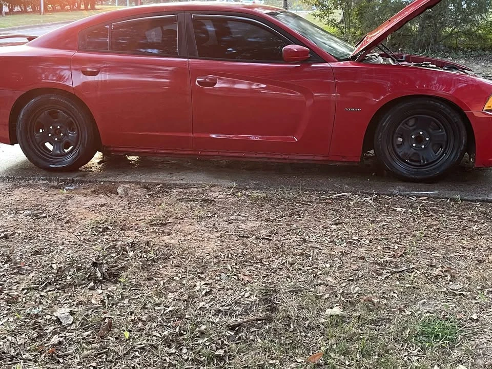 2012 Dodge Charger 7th Gen - Image 4 of 10