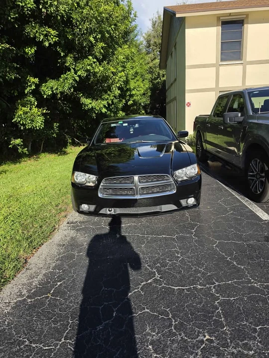 2012 Dodge Charger 7th Gen - Image 3 of 11