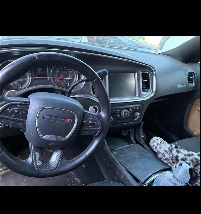 2012 Dodge Charger 7th Gen - Image 4 of 9