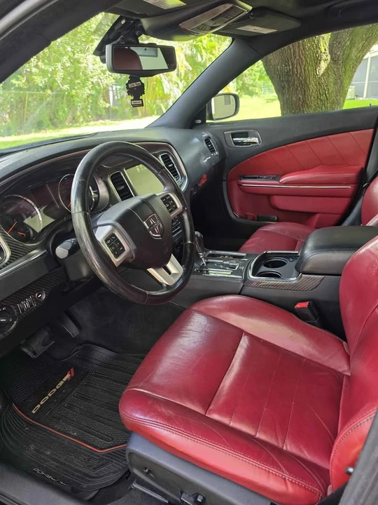 2012 Dodge Charger 7th Gen - Image 4 of 11