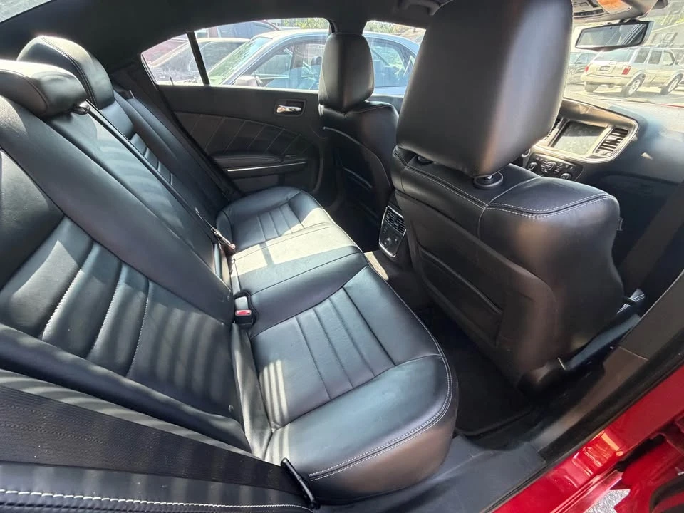 2012 Dodge Charger 7th Gen - Image 4 of 16