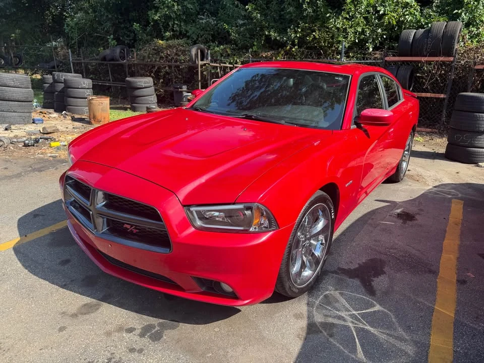 2012 Dodge Charger 7th Gen - Image 2 of 16
