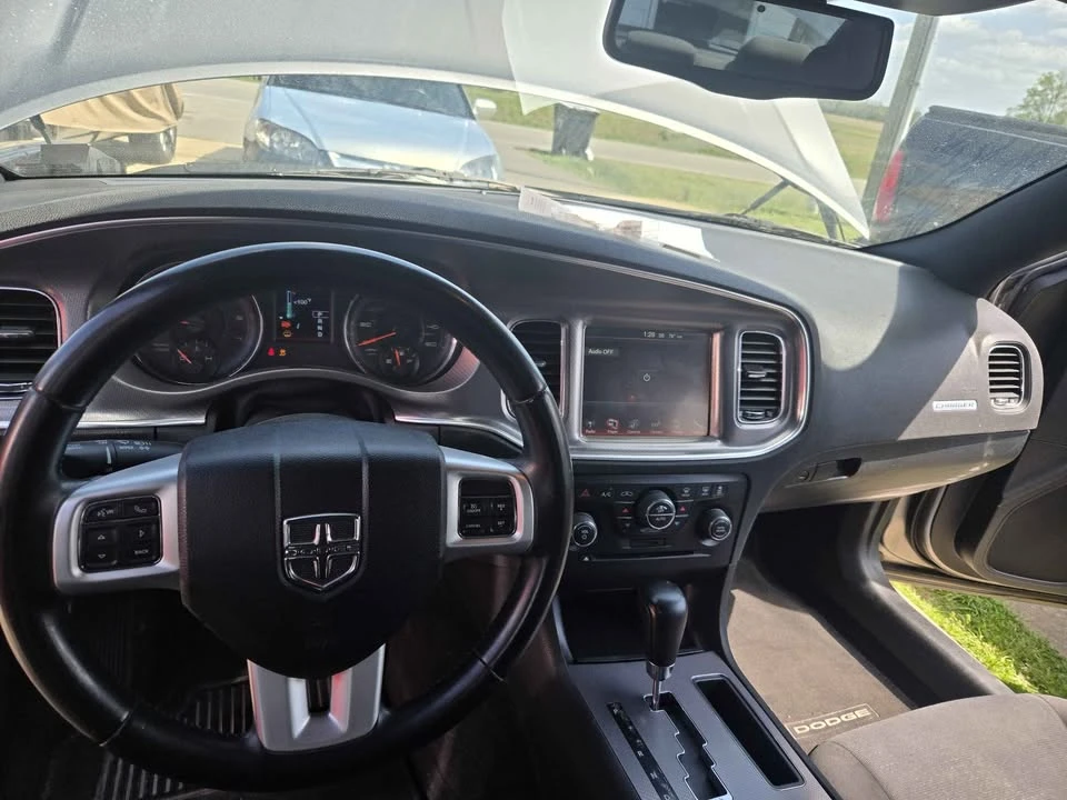 2012 Dodge Charger 7th Gen - Image 7 of 11