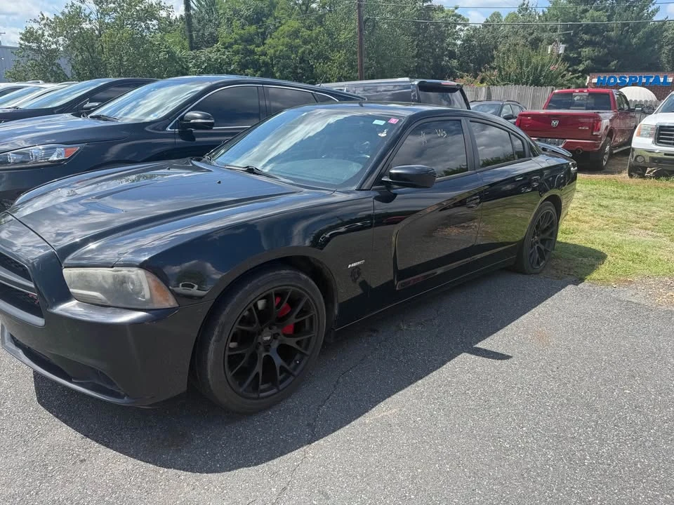 2012 Dodge Charger 7th Gen - Image 3 of 6