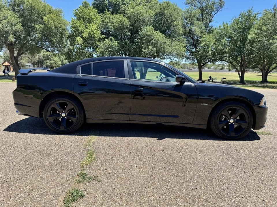 2012 Dodge Charger 7th Gen - Image 5 of 19