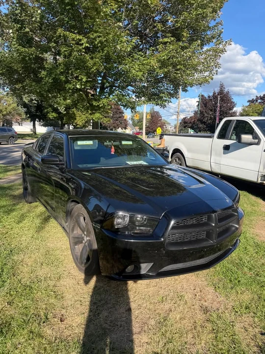 2012 Dodge Charger 7th Gen - Image 2 of 10