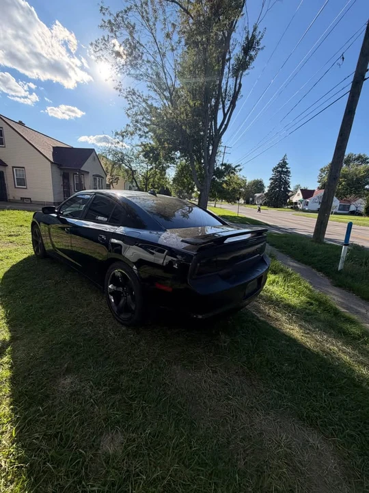 2012 Dodge Charger 7th Gen - Image 3 of 10