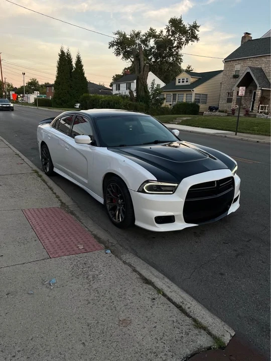 2012 Dodge Charger 7th Gen - Image 4 of 9